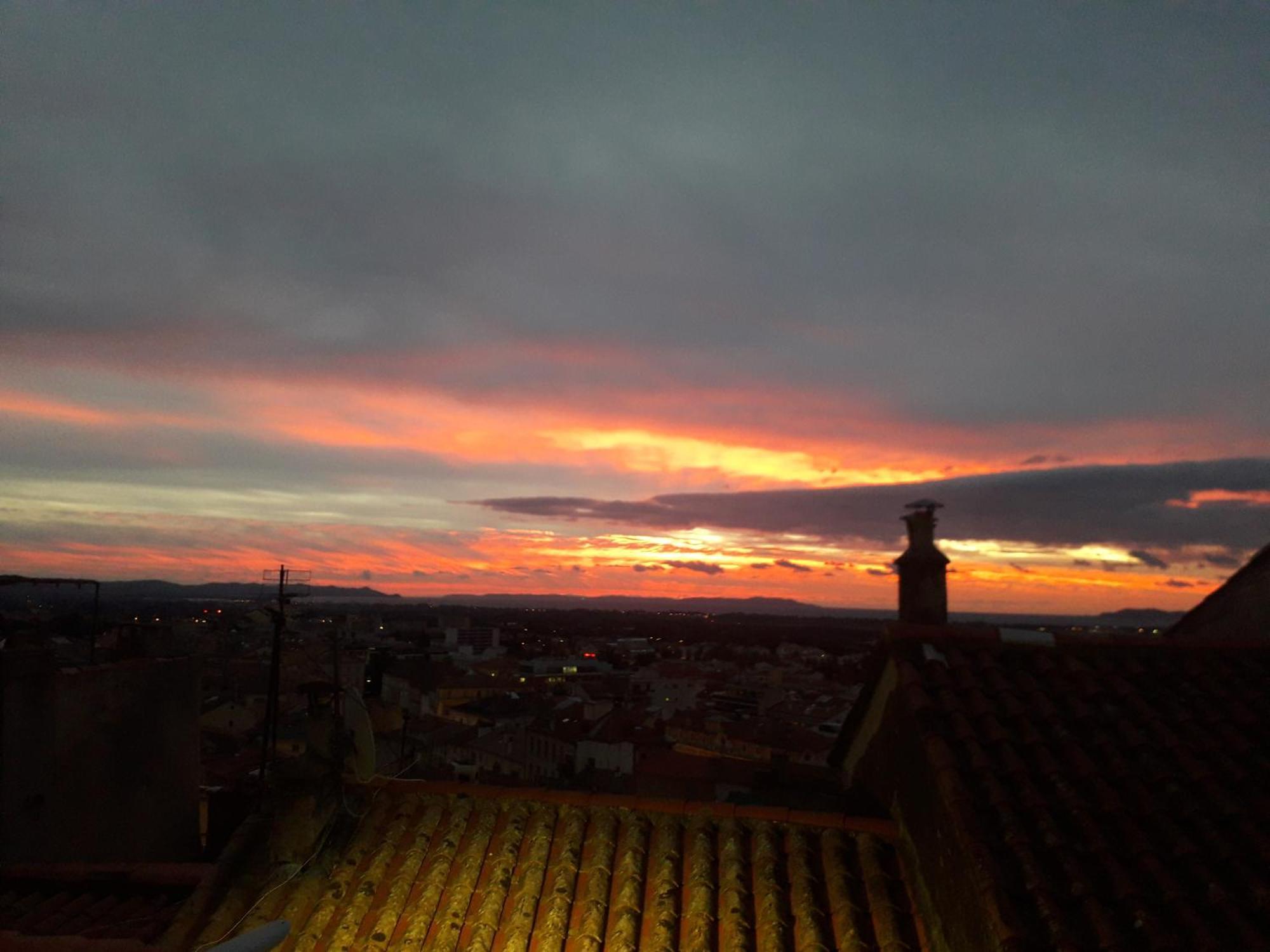 Spacieux Duplex, Vue Mer Et Belle Terrasse Hyères Kültér fotó